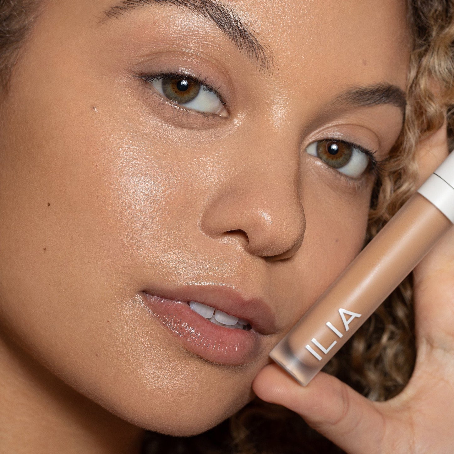 True Skin Serum Concealer