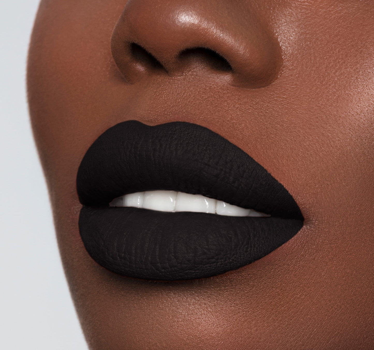 Mega Matte Lipstick - Twisted