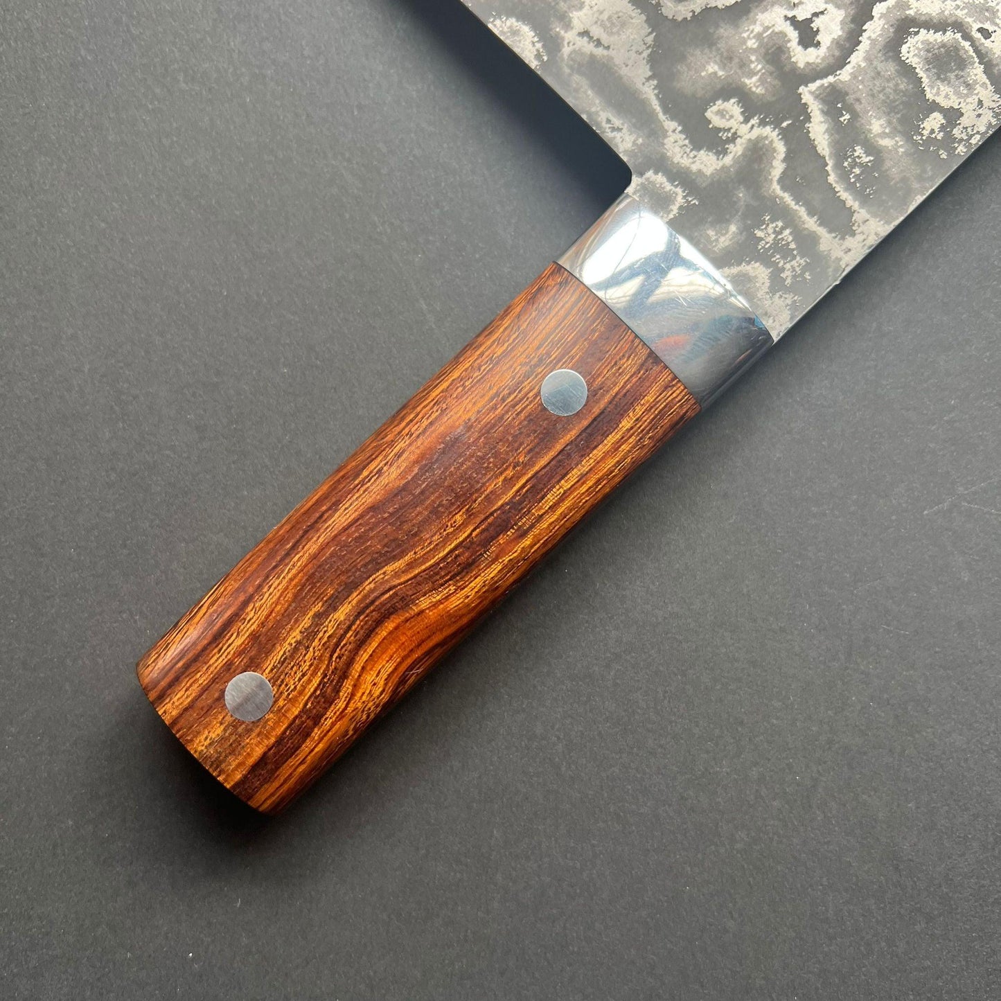 Chinese Cleaver, VG10 stainless steel, Damascus finish, Iron wood handle - Saji