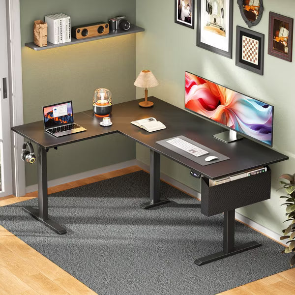 Qwatto 63'' L Shaped Electric Standing Desk Sit to Stand Reversible Corner Desk Adjustable Height Computer Table Memory Presets Home Office Gaming