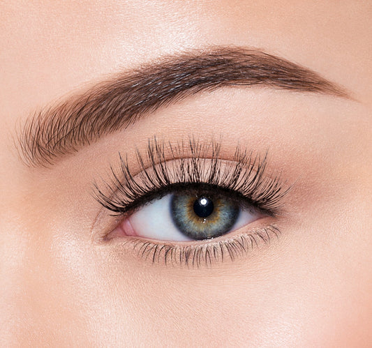Premium Lashes - A Lil' Extra