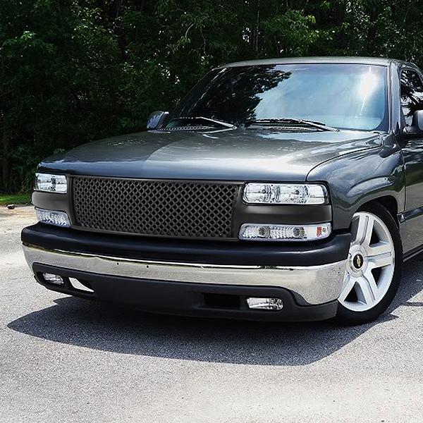 99-02 Chevy Silverado 00-06 Suburban 1500 2500 Front Grille - Diamond Mesh