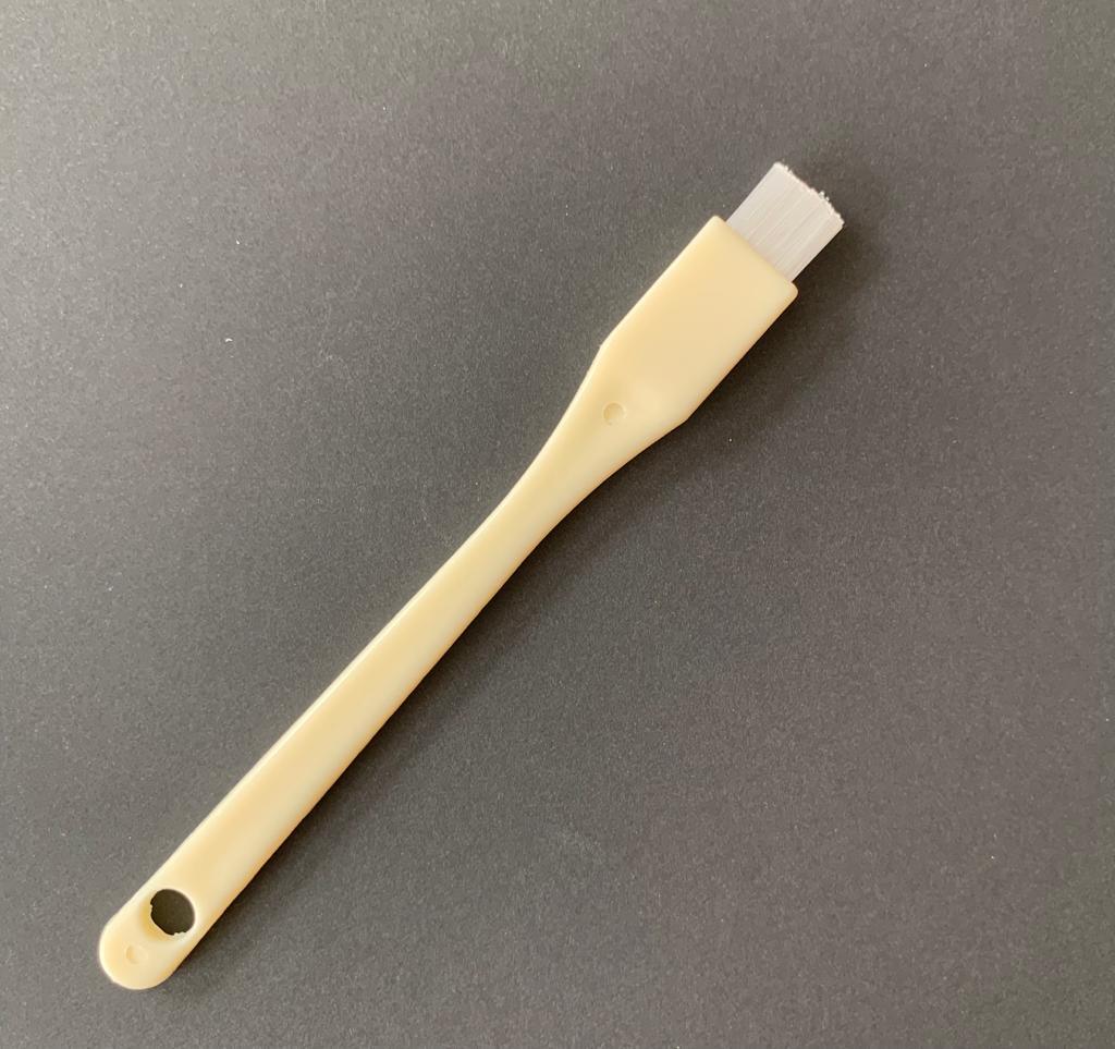 Grater brush - plastic
