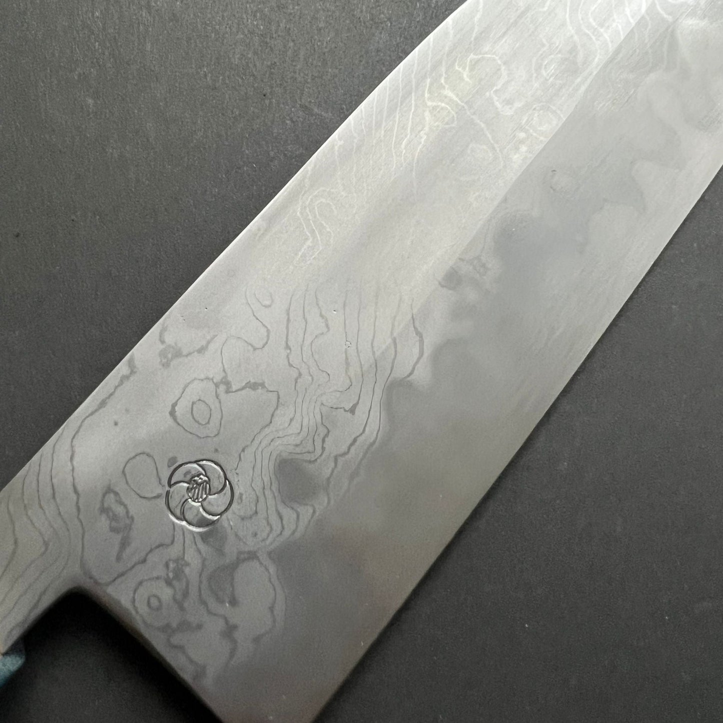 Santoku knife, Aogami 2 carbon steel with iron cladding, wave shaped Damascus finish, honwarikomi construction - Miyazaki