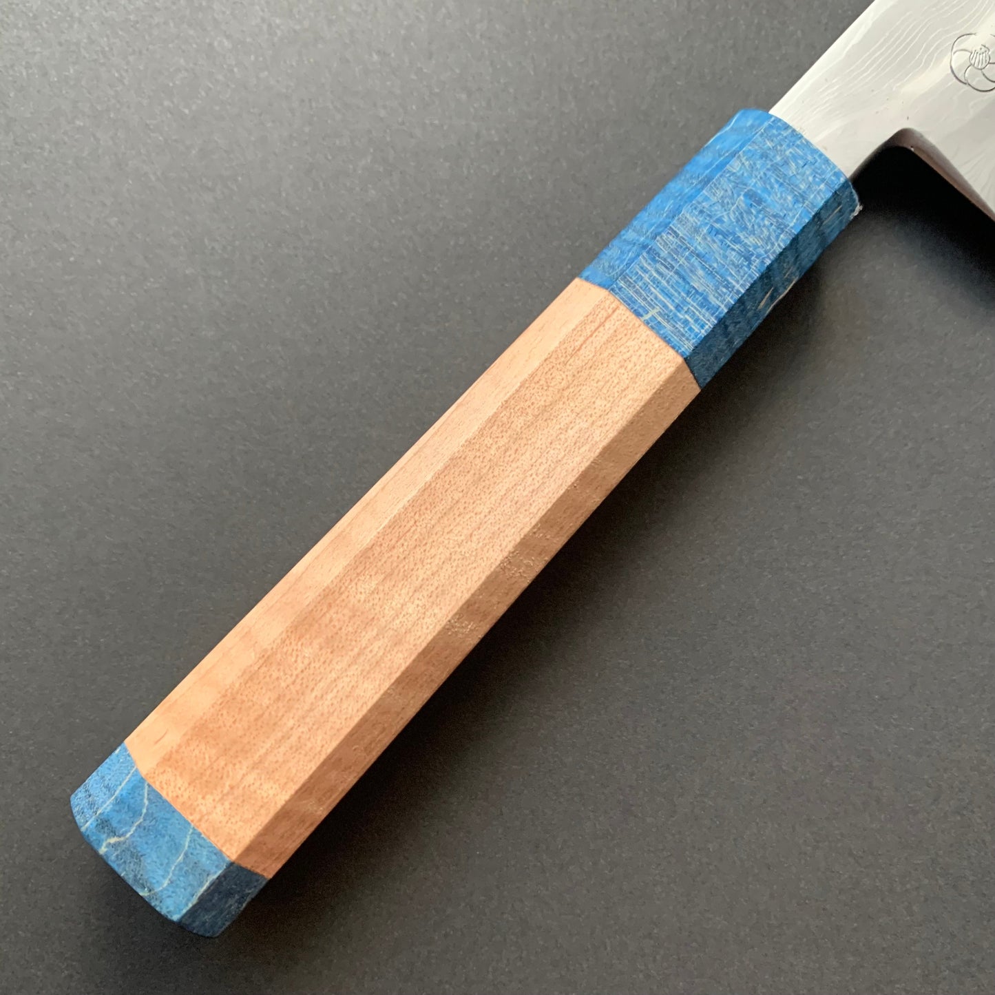 Sujihiki knife, Aogami 2 carbon steel with iron cladding, wave shaped Damascus finish, honwarikomi construction - Miyazaki