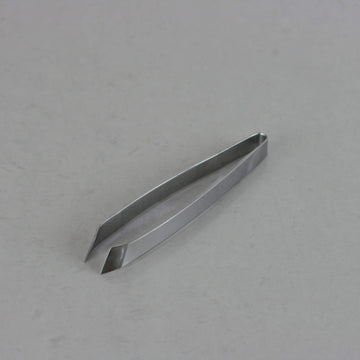 Fish tweezers