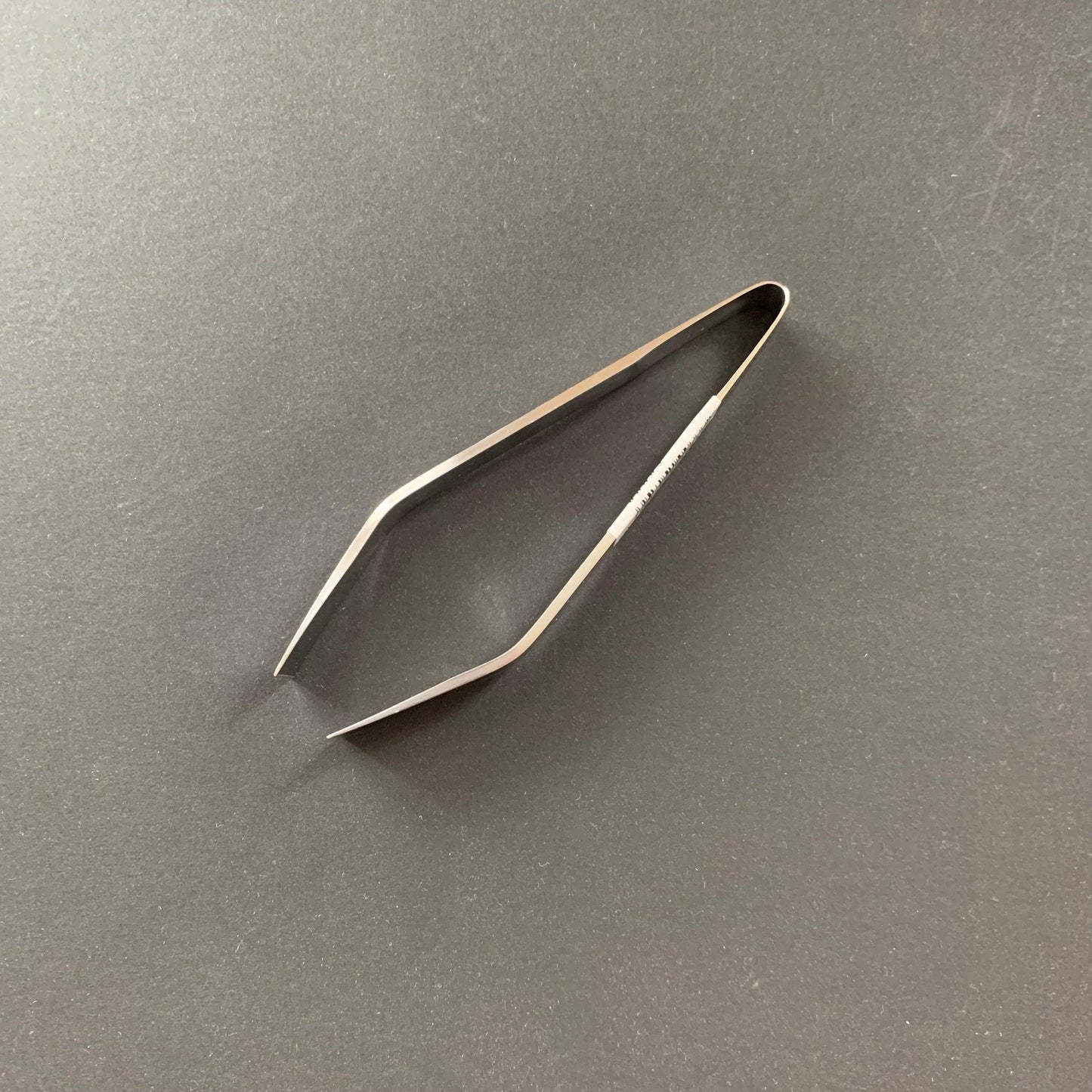Fish tweezers