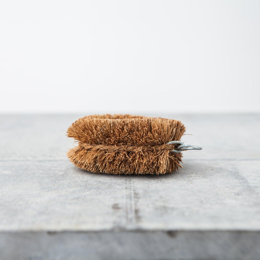 Tawashi vegetable brush - mini size - by Lucky Hedgehog