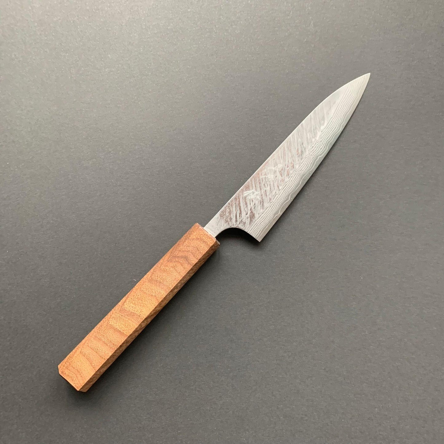 Petty knife, VG10 Stainless steel, tsuchime finish - Yu Kurosaki