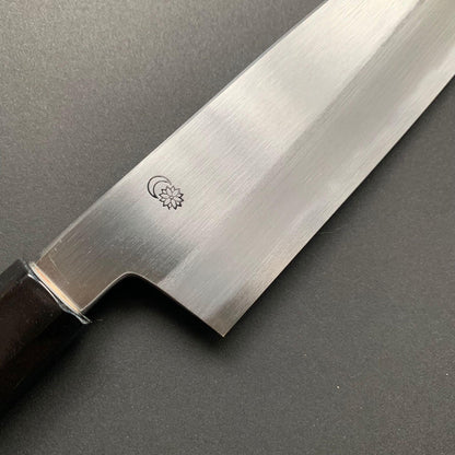 Santoku Knife, Shirogami 2 with iron cladding, Kasumi finish, Kikuzuki Kasumi range - Sakai Kikumori