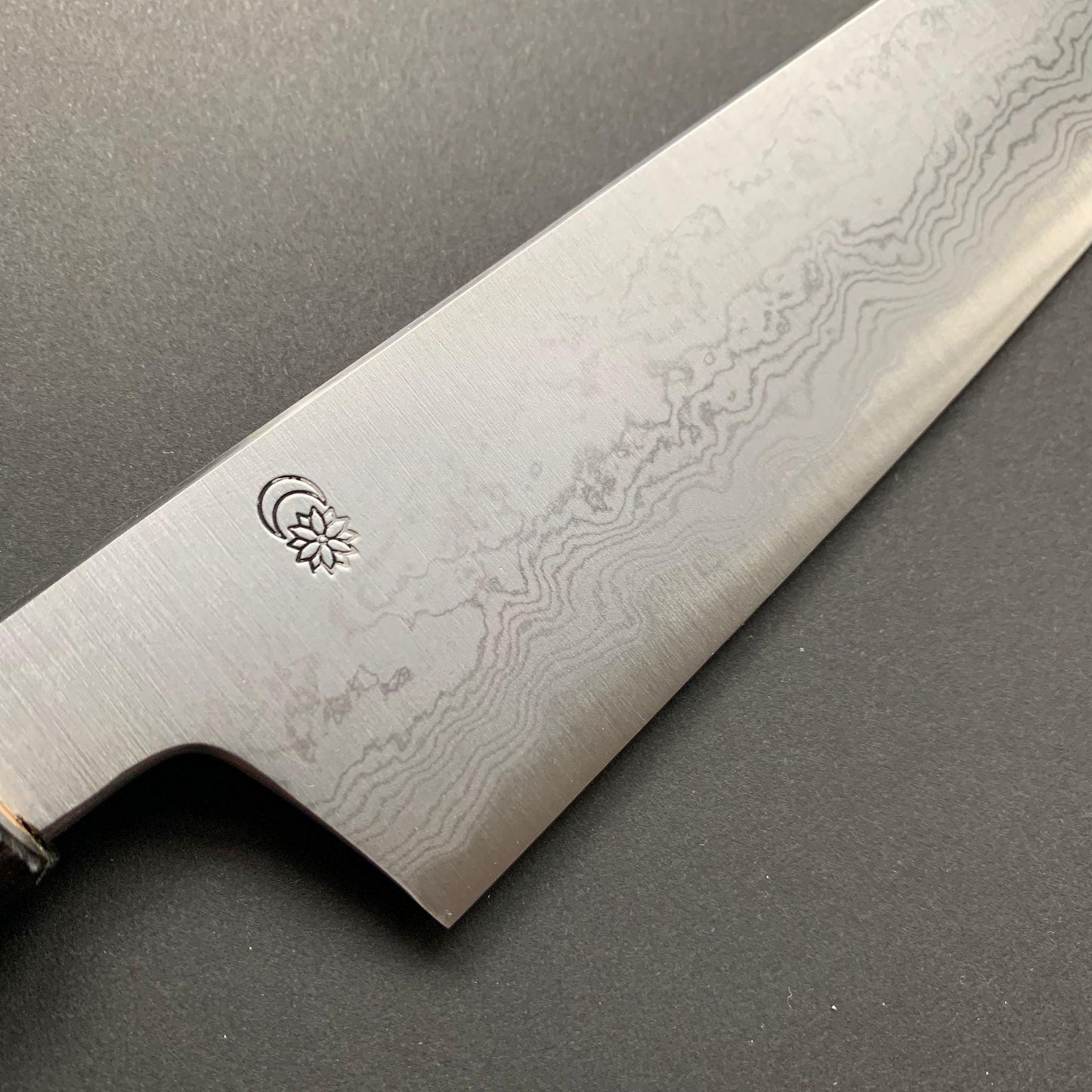 Gyuto Knife, Aogami 1 with iron cladding, Damascus finish, Kikuzuki Uzu range - Sakai Kikumori
