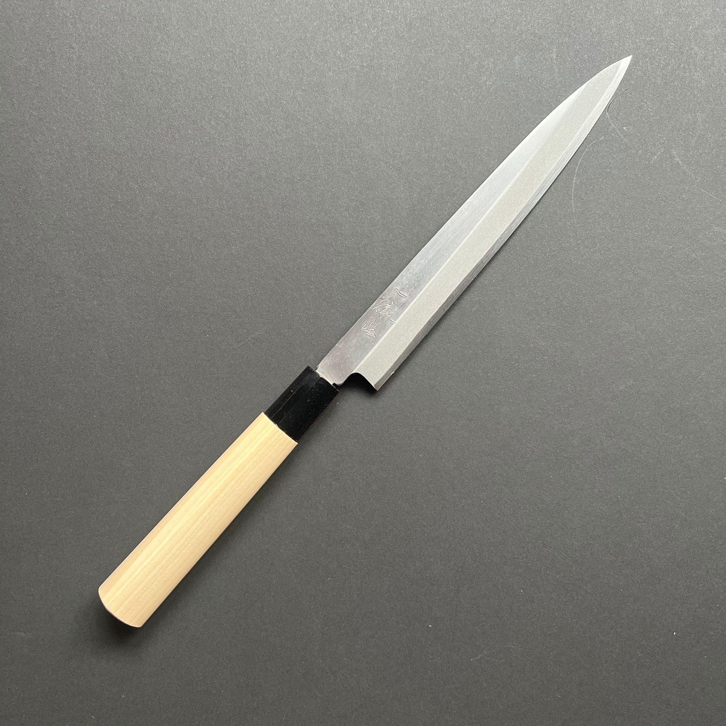 Yanagiba Knife, Stamped Shirogami 2 Carbon Steel, Iron Clad, Polished Finish - Ittetsu