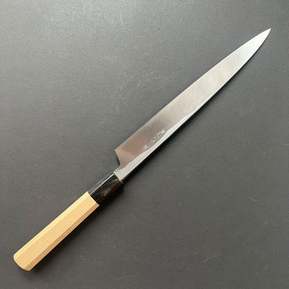 Yanagiba Knife, Shirogami 2 with iron cladding, mirror polished finish, Choyo range - Sakai Kikumori
