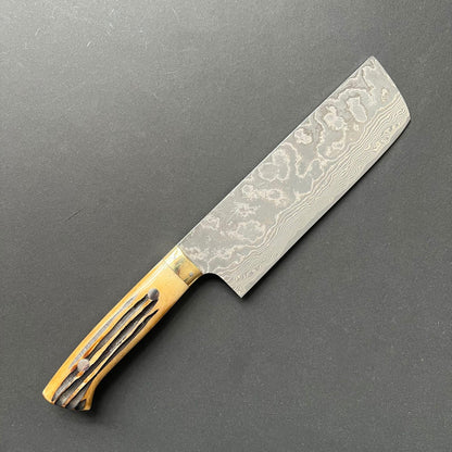 Nakiri knife, VG10 Stainless Steel, Damascus finish, Dyed Cow Horn western style handle - Saji