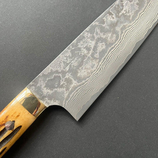 Santoku knife, VG10 Stainless Steel, Damascus finish, Dyed Cow Horn western style handle - Saji