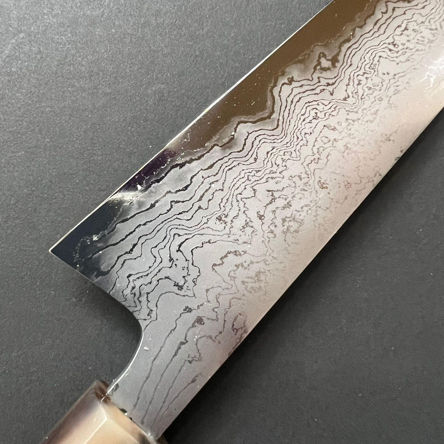 Gyuto knife, Shirogami 2 with iron cladding, Hand Laminated Damascus finish, Hyomon range - Hatsukokoro