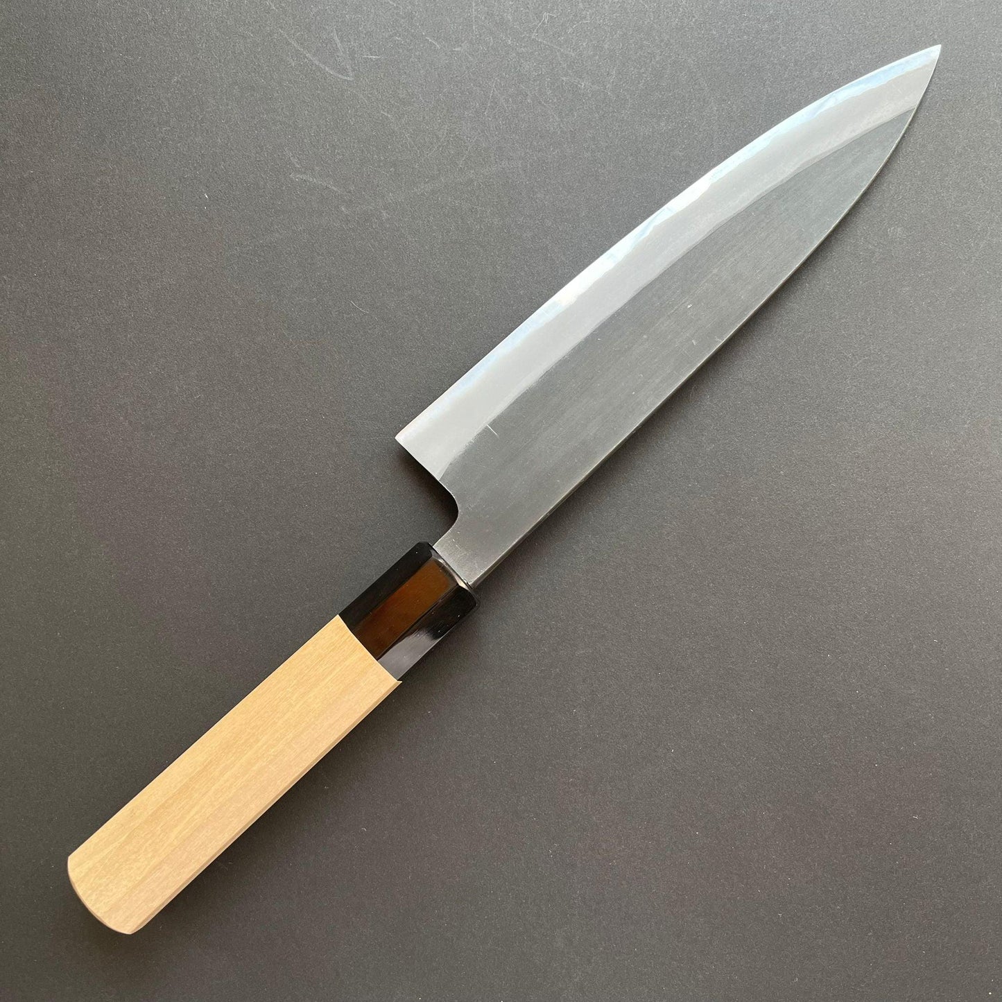 Gyuto knife, Shirogami 2 with iron cladding, Kurouchi finish - Mutsumi Hinoura