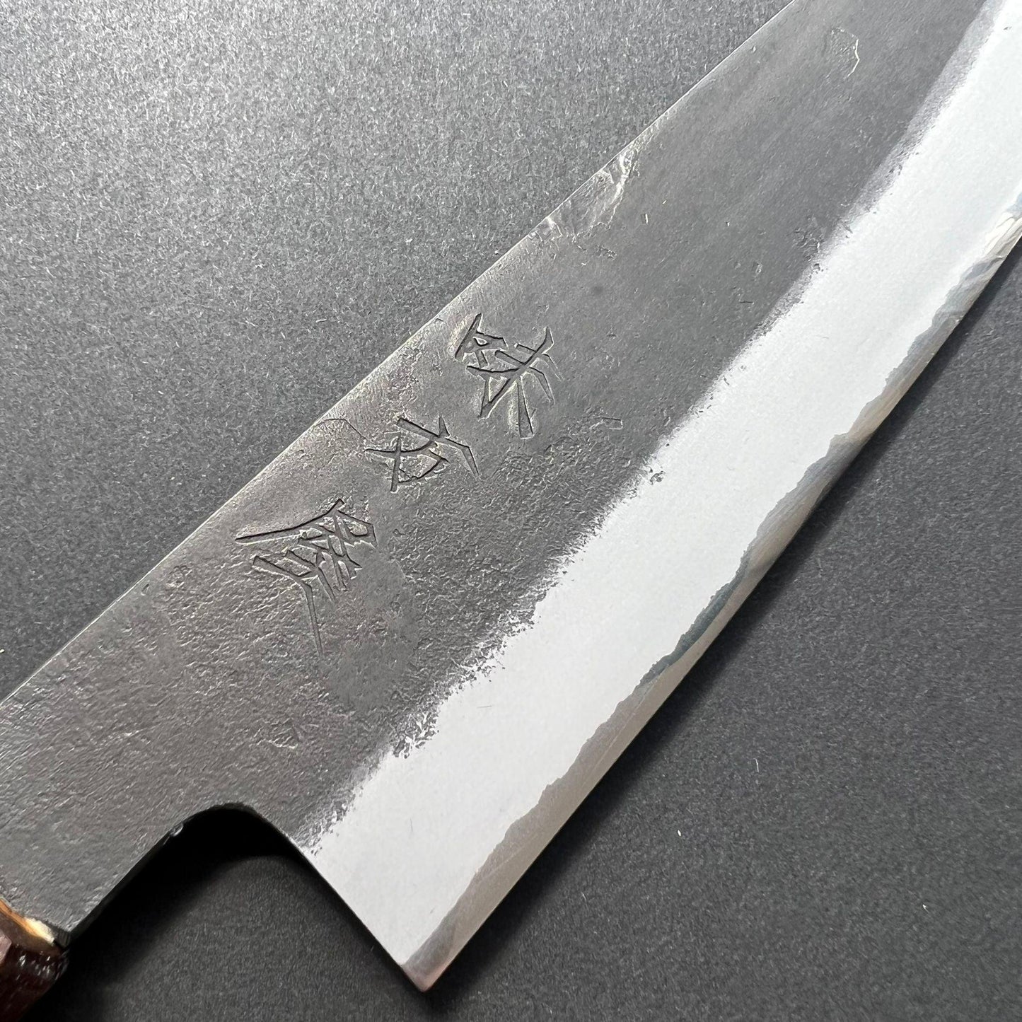 Petty knife, Shirogami 2 with stainless steel cladding, Kurouchi and Nashiji finish - Mutsumi Hinoura