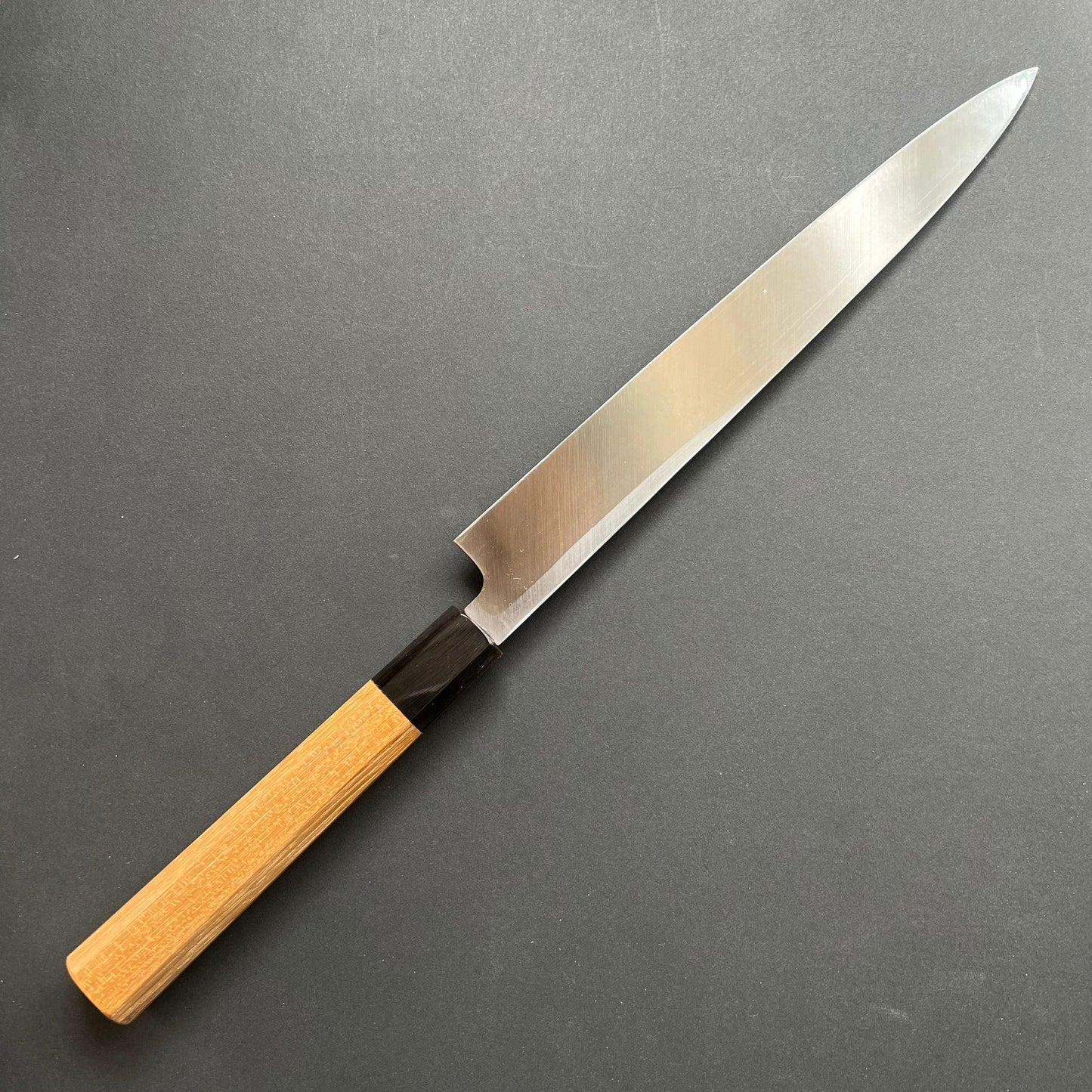 Yanagiba knife, Aogami 2, Kuoruchi Tsuchime finish - Hatsukokoro Shirasagi