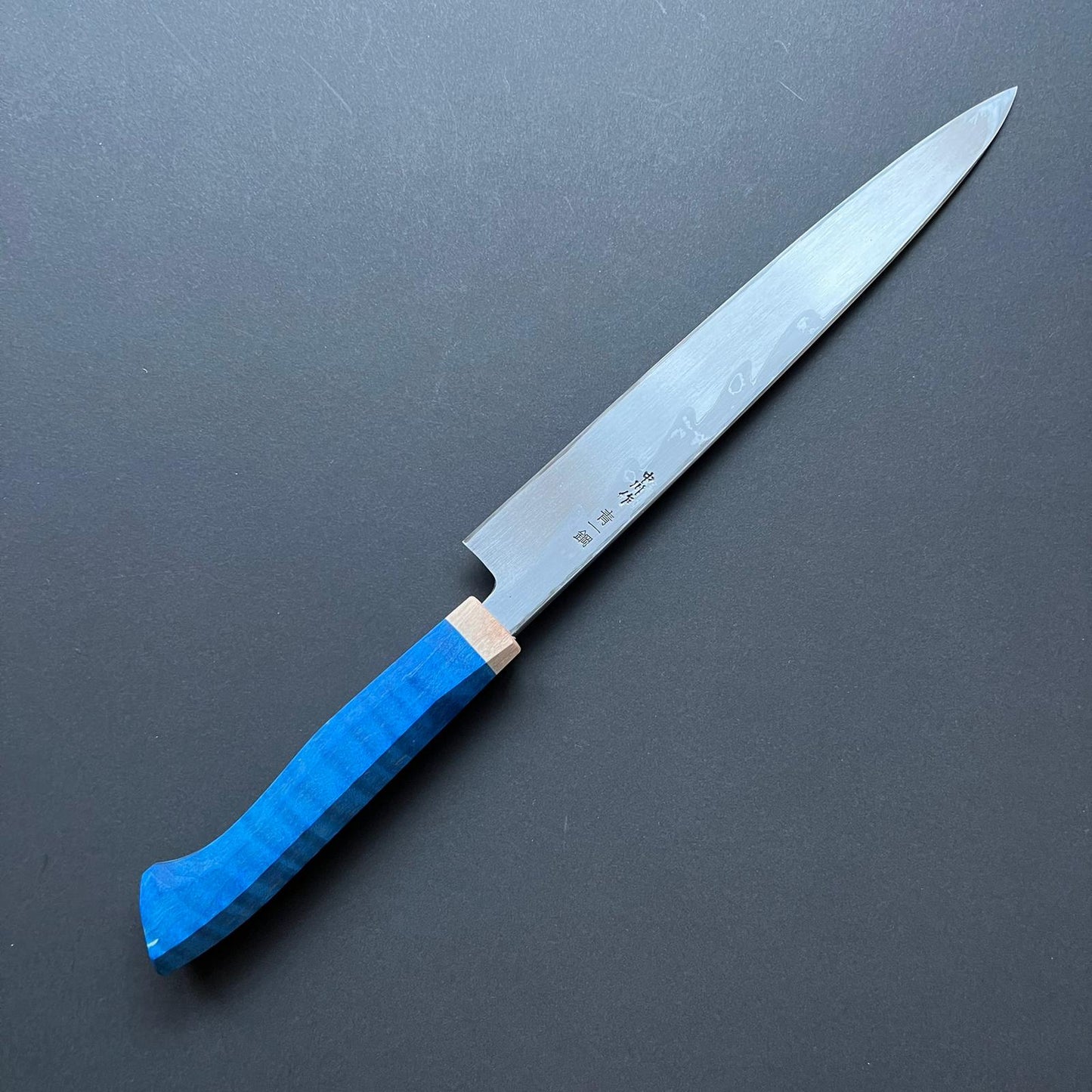 Yanagiba knife, Aogami 1 with iron cladding, Damascus finish - Nakagawa Hamono