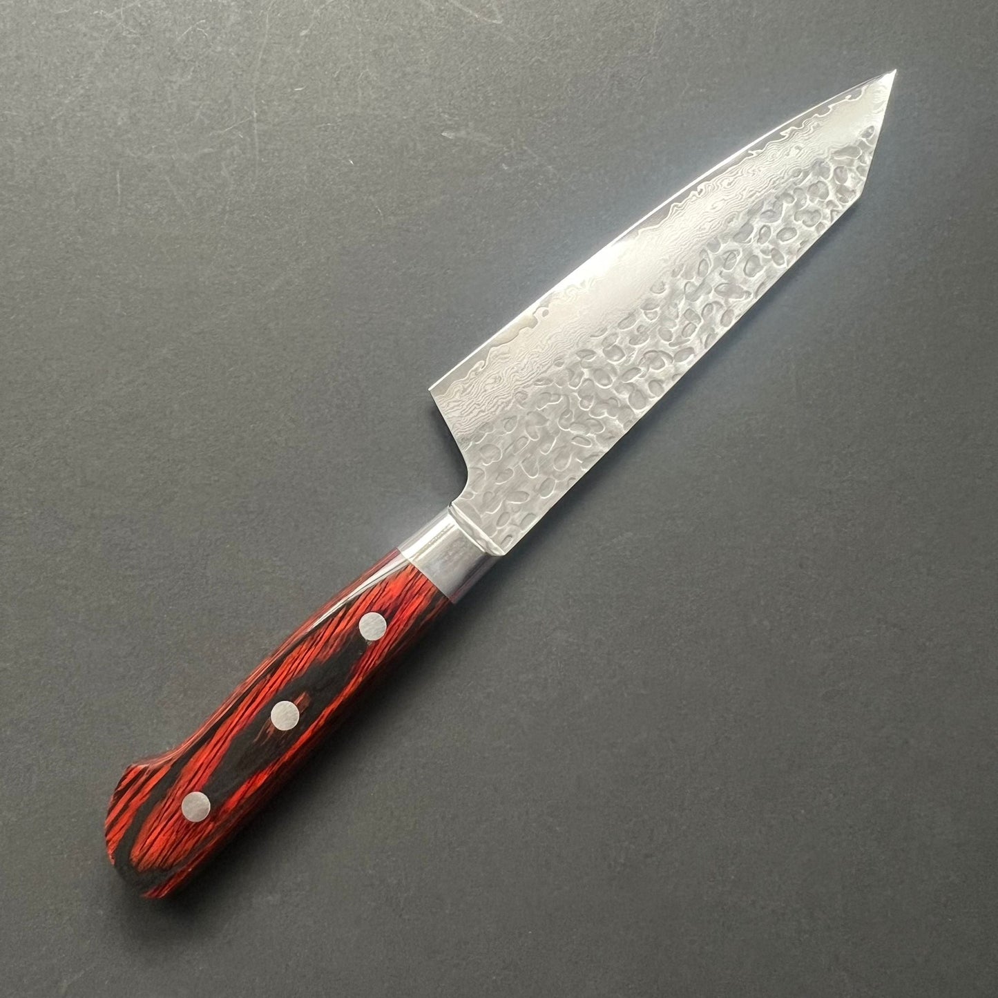 Kengata Santoku knife, VG10 stainless steel, Damascus Tsuchime finish - Sakai Takayuki