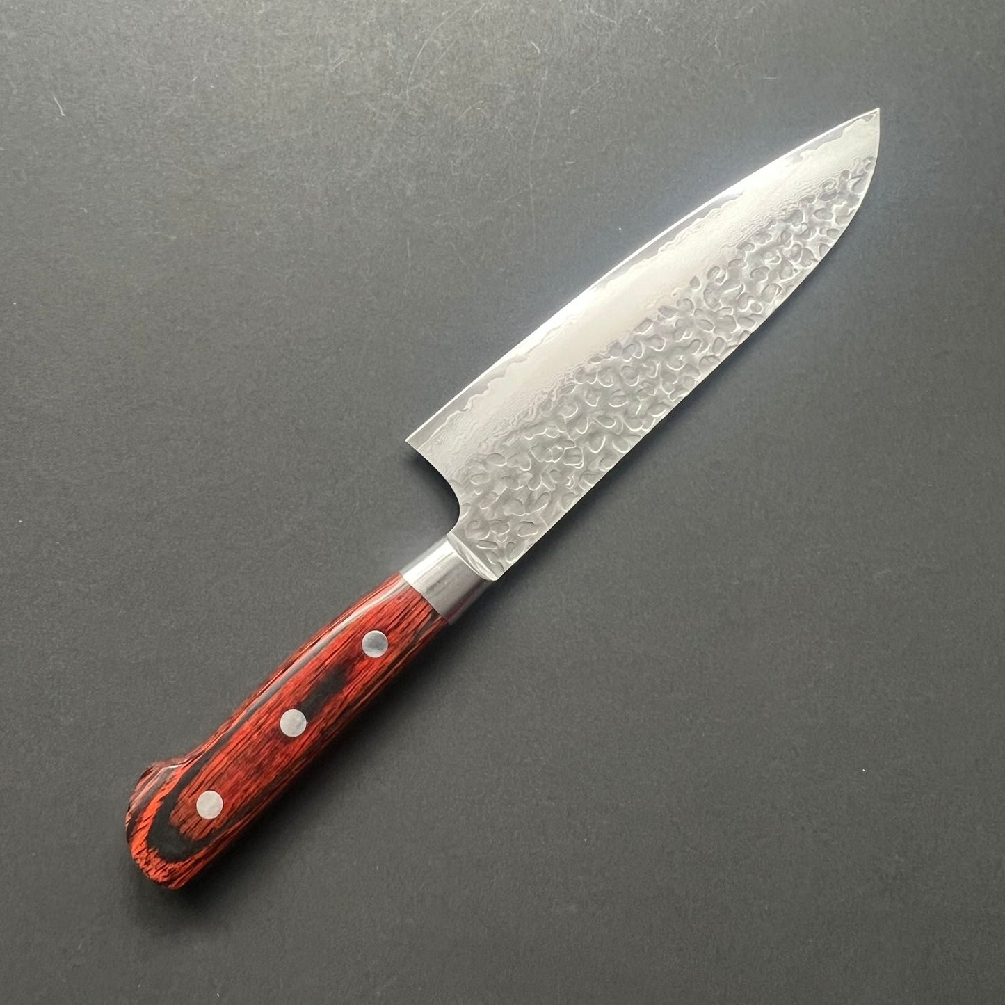 Santoku knife, VG10 stainless steel, Damascus Tsuchime finish - Sakai Takayuki