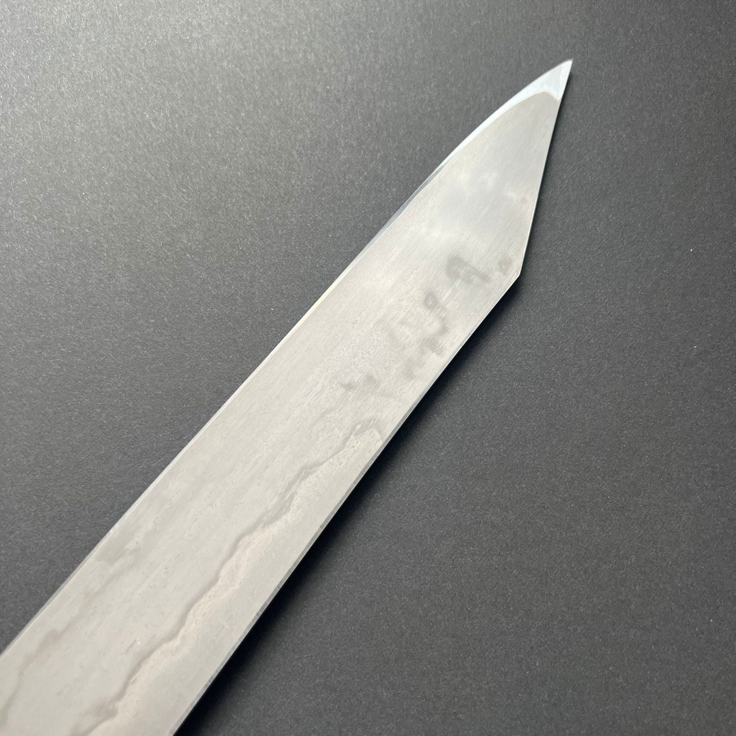 Honyaki Kiritsuke Yanagiba knife, Shirogami 1 Carbon Steel, etched finish - Nigara