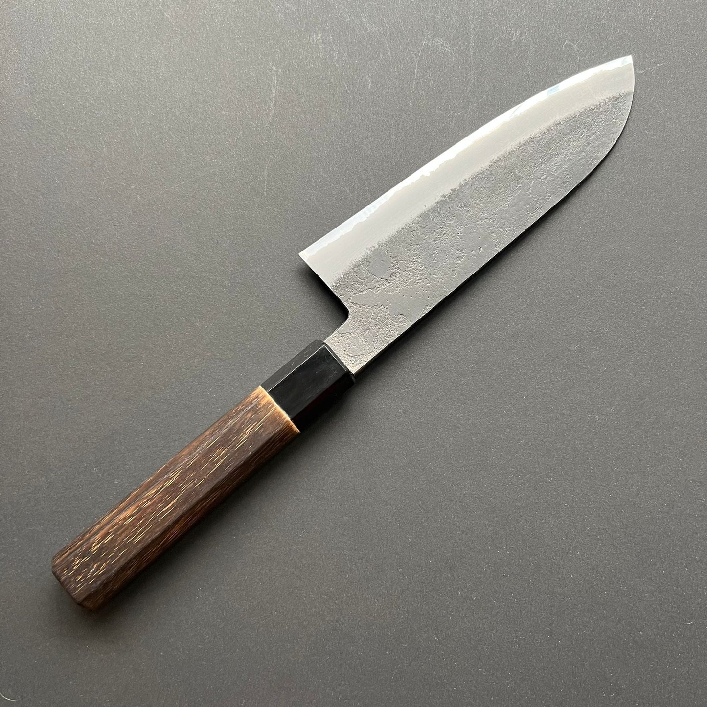Santoku knife, Shirogami 2 with stainless steel cladding, Kurouchi and Nashiji finish - Mutsumi Hinoura