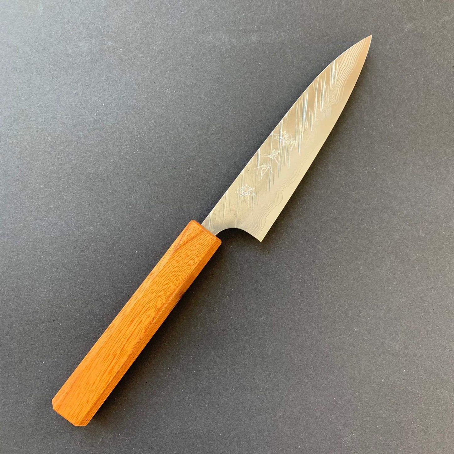 Petty knife, VG10 Stainless steel, tsuchime finish - Yu Kurosaki