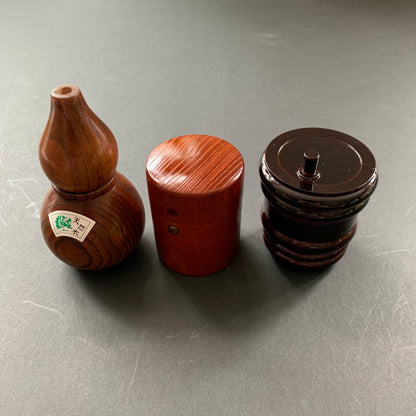 Japanese chilli shakers