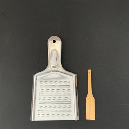 Oroshigane metal graters